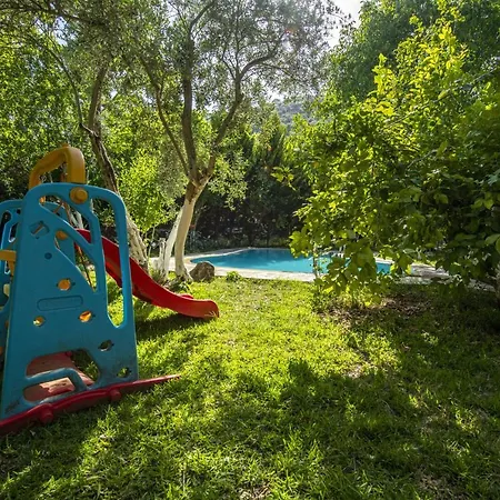 Peaceful With Private Pool And Garden In Fethiye شقة *