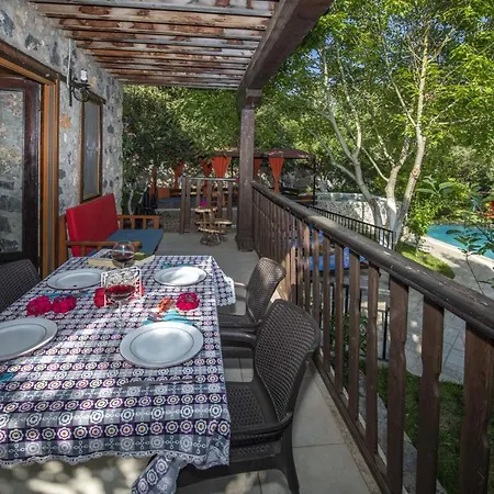 Peaceful With Private Pool And Garden In Fethiye شقة *
